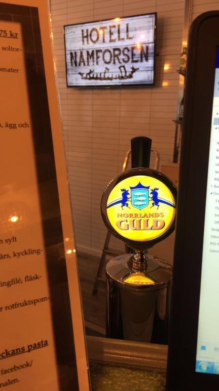 Hotell Restaurang Naemforsen Näsåker Kültér fotó