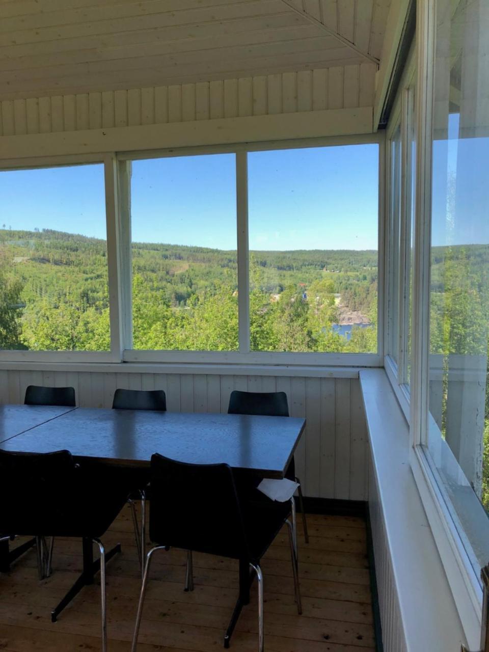 Hotell Restaurang Naemforsen Näsåker Kültér fotó